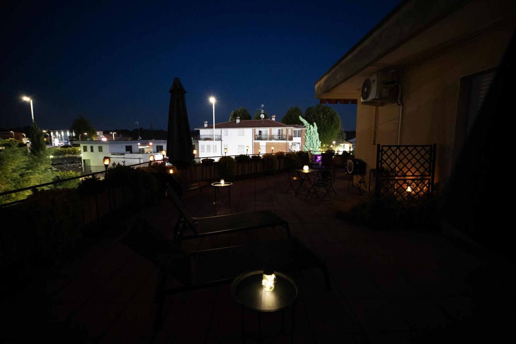 Bru Rooms Peschiera del Garda Esterno foto