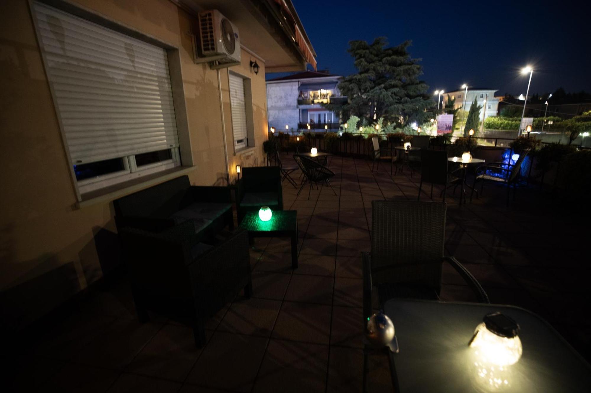 Bru Rooms Peschiera del Garda Esterno foto