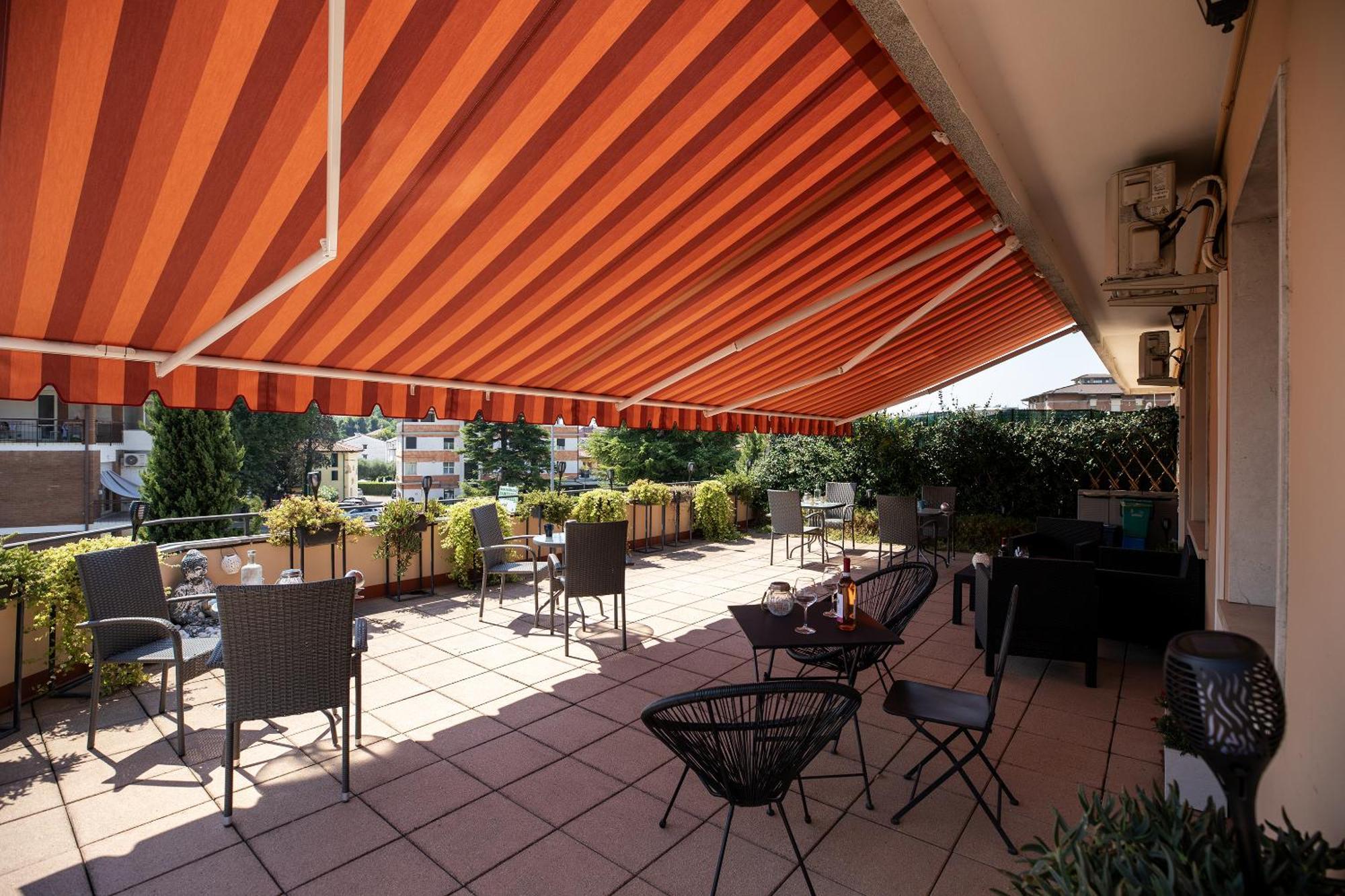 Bru Rooms Peschiera del Garda Esterno foto