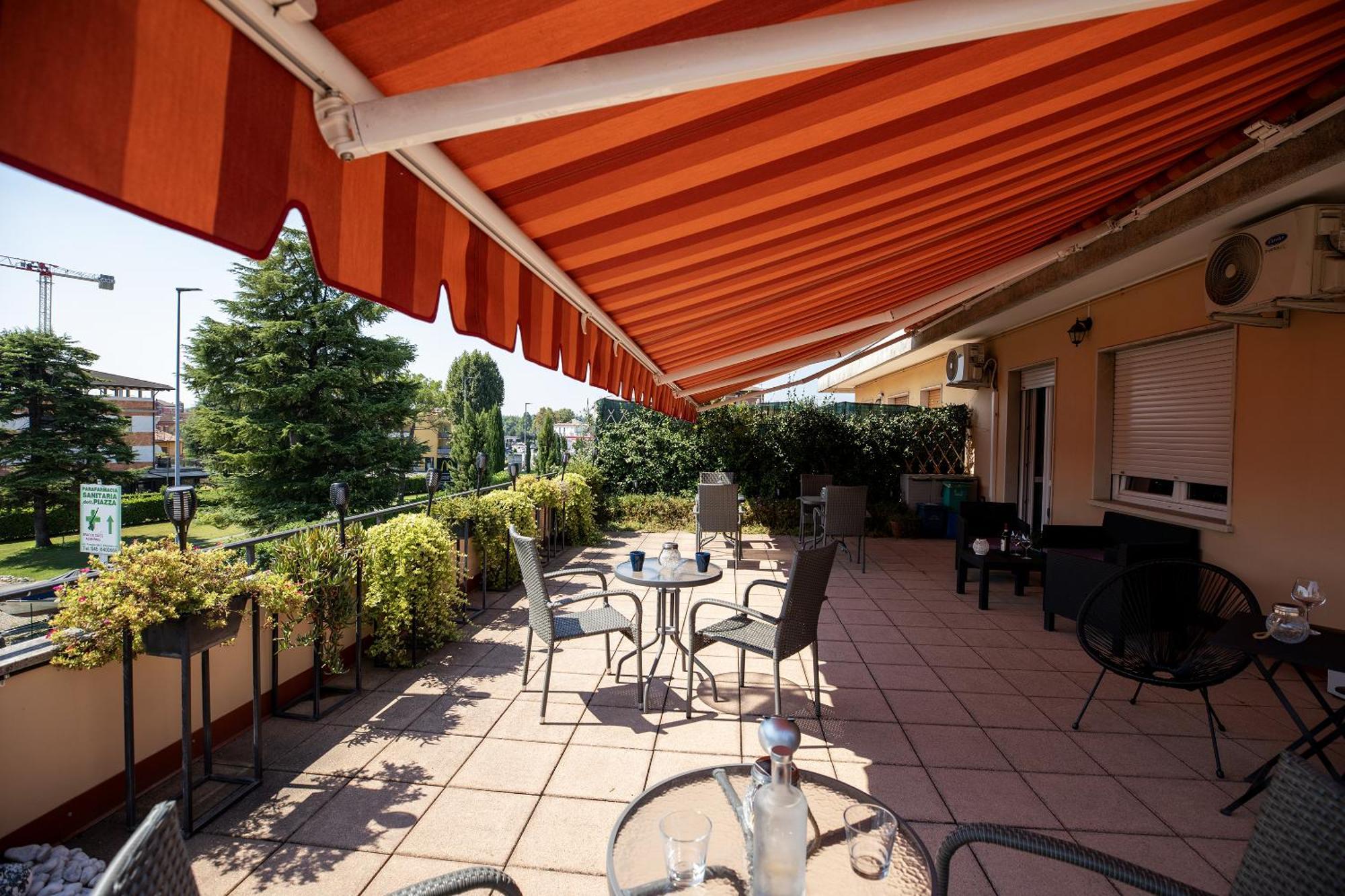 Bru Rooms Peschiera del Garda Esterno foto