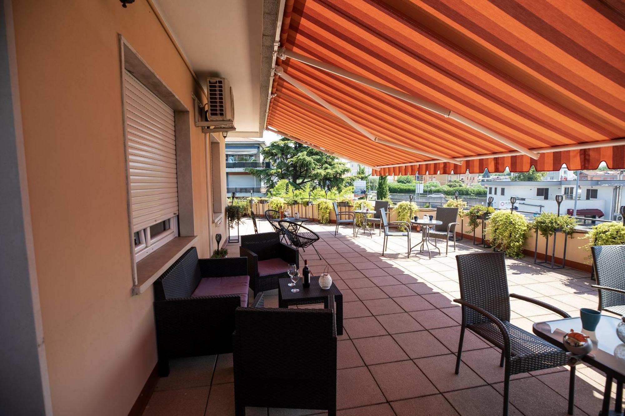 Bru Rooms Peschiera del Garda Esterno foto